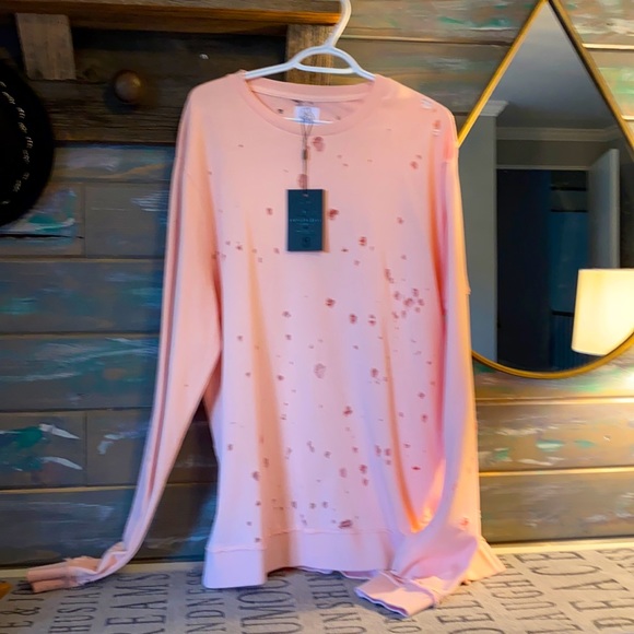 NWT LADIES SWEATSHIRT IN BEAUTIFUL PINK - Picture 1 of 5